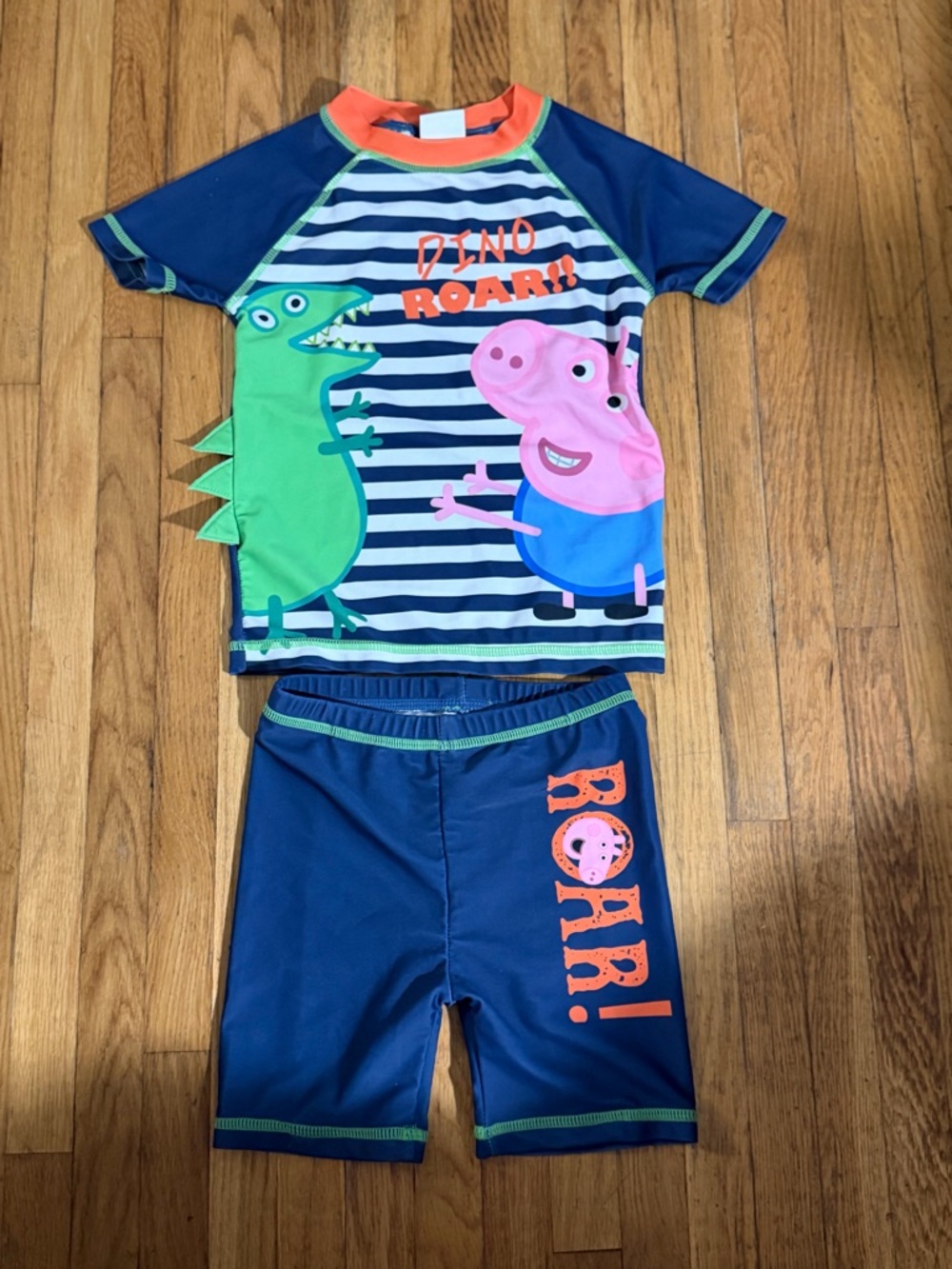 Peppa Pig 3-4 Rashguard + Swim shorts set